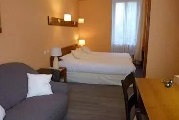 ホテル Logis Hôtel Restaurant Belle Rive