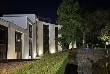 호텔 Logis Hôtel Restaurant Des Acacias Lille Tourcoing