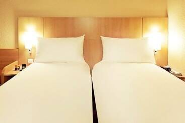 ホテル Ibis Dieppe Le Val Druel