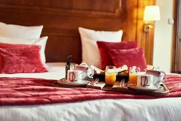 هتل Relais Bernard Loiseau