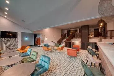 Отель Cowool Grenoble