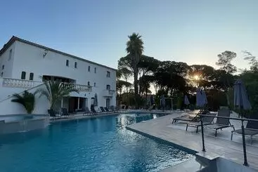 Hotel Le Confidentiel Hôtel & Spa