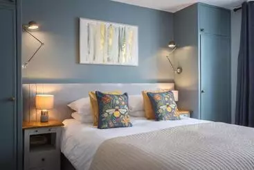 فندق Chester House