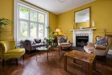 فندق Milebrook House