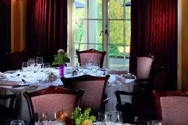 ホテル Macdonald Leeming House