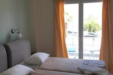 בית מלון כפרי Papasotiriou