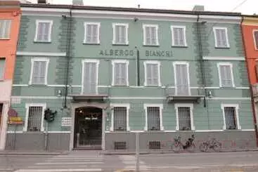 هتل Albergo Bianchi Stazione