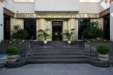 Отель Pietra Di Luna