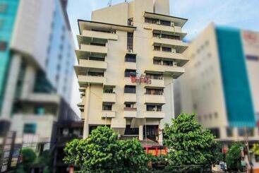 Hotel Grand Menteng