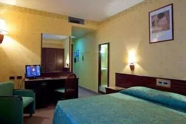 Hotel Leonardo Da Vinci