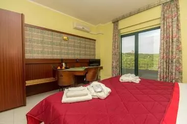 Отель New Petit