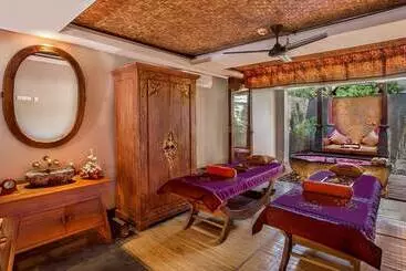 هتل Rama Beach Resort And Villas