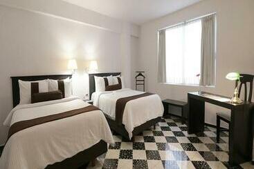 ホテル Mision Merida Panamericana