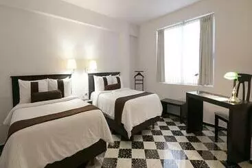 ホテル Mision Merida Panamericana