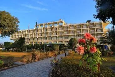 Hotel Peshawar Serena