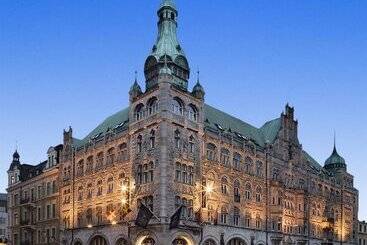 First Hotel Christian Iv