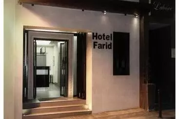 Hotel Farid