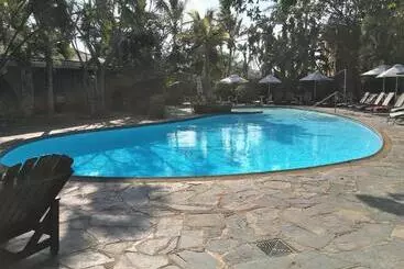 Salt Rock Hotel And Beach Resort