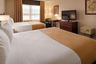 בית מלון כפרי Best Western Sault Ste. Marie