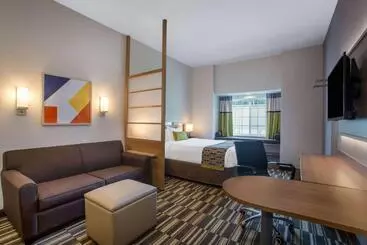 Microtel Inn & Suites By Wyndham Liberty Ne Kansas City Area