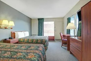 Hotel Knights Inn Wheeling