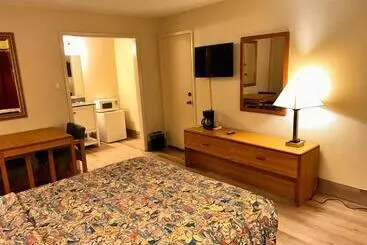 호텔 River Forest Inn