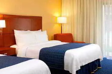 בית מלון כפרי Courtyard Atlanta Marietta/i75 North