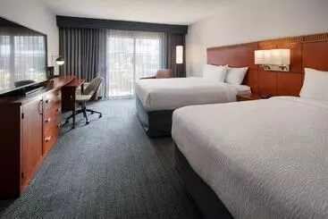 Szálloda Courtyard By Marriott Fresno