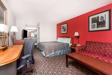 فندق Days Inn By Wyndham Augusta Wheeler Road