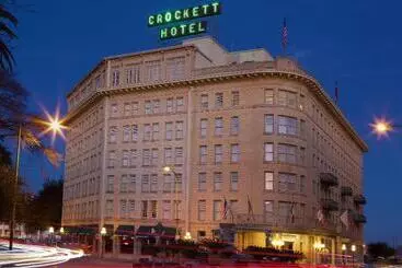 Otel The Crockett