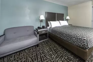 Bridgepointe Inn & Suites By Bphotels, Council Bluffs, Omaha Area