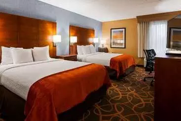 فندق Best Western Plus Fresno Airport