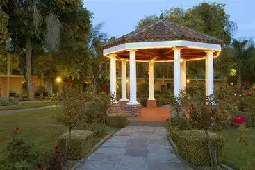 San Jose Airport Garden Hotel