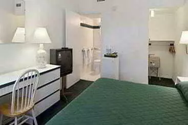 فندق Travelodge Monaco N Miami & Sunny Isles Beach