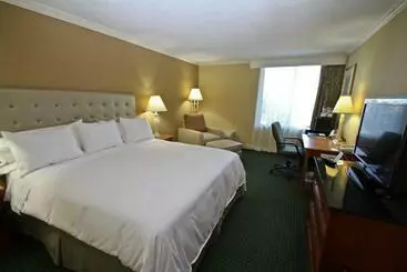 호텔 Radisson Rochester Airport