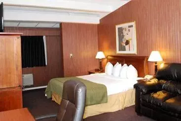 호텔 Travelodge By Wyndham Watertown