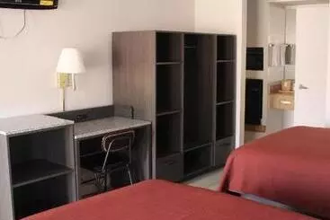 ホテル Vip Inn And Suites