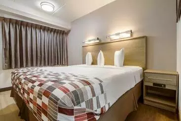 모텔 Red Roof Inn Detroit Farmington Hills