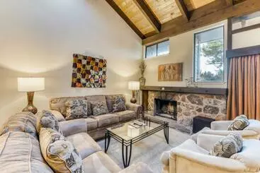 Курорт Tahoe Beach And Ski