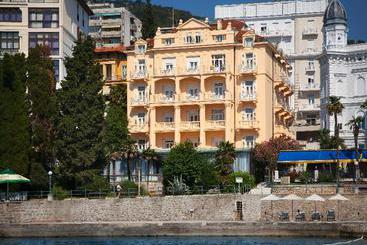 Szálloda Lungomare Opatija  Liburnia