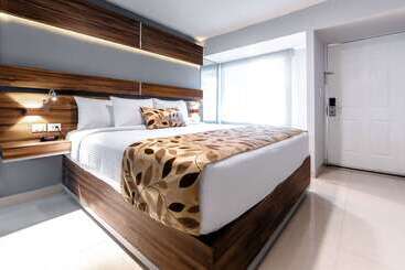 Otel Sleep Inn Monterrey Norte