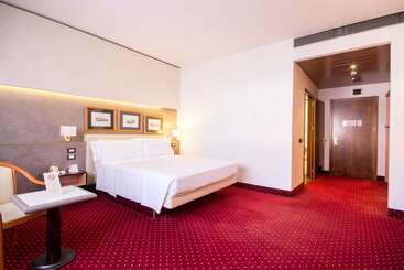 ホテル Best Western  Modena District