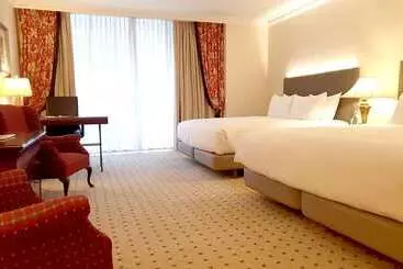 فندق Hilton Antwerp Old Town