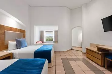 Resort Park Royal Beach Huatulco   All Inclusive