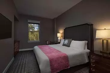 בית מלון כפרי Marriott's Manor Club at Ford's Colony