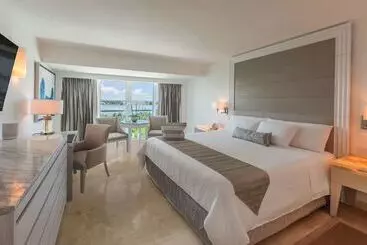 Отель Le Blanc Resort Cancun Adults Only All Inclusive