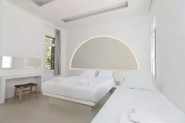 Отель Andromeda Residence