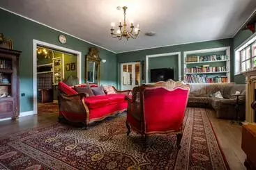 Nomad Hotel & Glamping