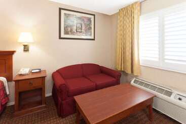 فندق Days Inn By Wyndham Alhambra Ca