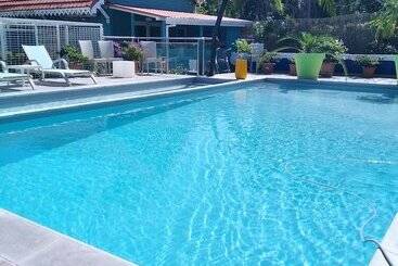 هتل Hôtel Frégate Bleue